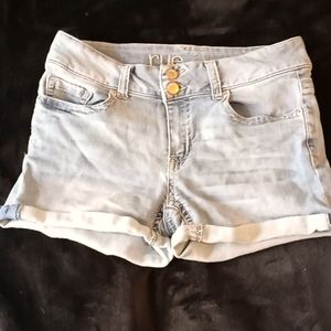 womens rue 21 jean shorts.